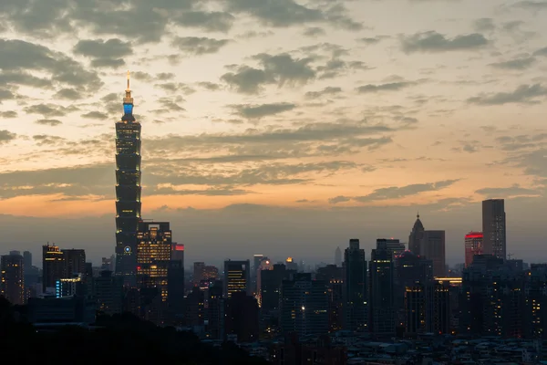 Nuit de ville de taipei — Photo