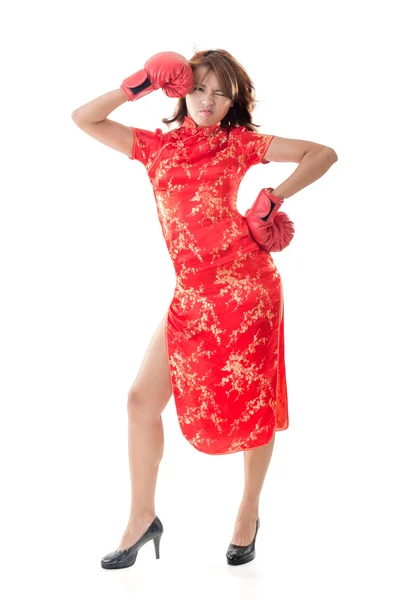 Mujer china vestido tradicional cheongsam —  Fotos de Stock