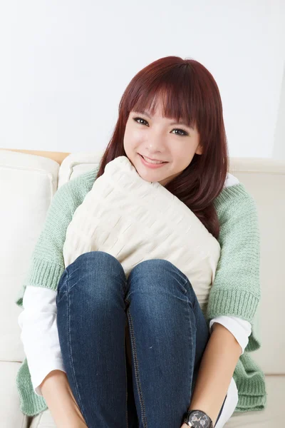 Cute Asian woman — Stock Photo, Image