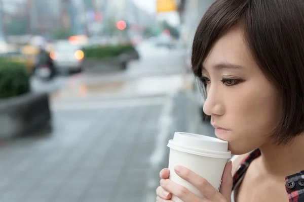 Girl with coffee — Stock Photo, Image