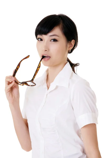 Aantrekkelijke Aziatische zakenvrouw — Stockfoto