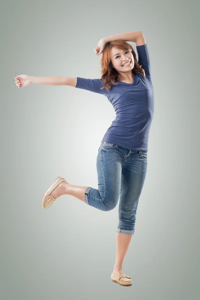 Animado asiático jovem menina — Fotografia de Stock