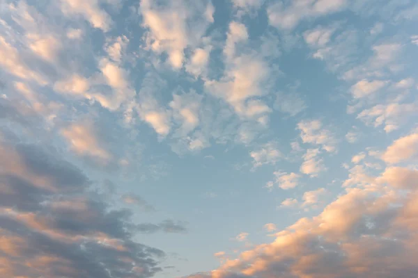 Хмара над небом — стокове фото