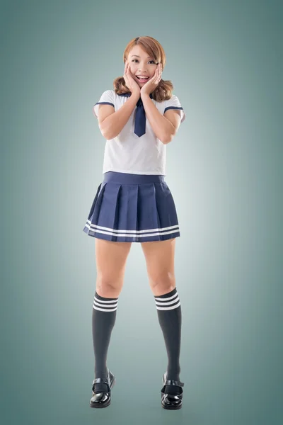 Japanse stijl school meisje in sailor suit — Stockfoto