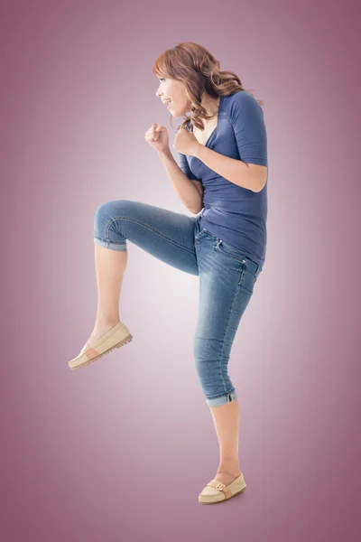 Fighting Asian woman — Stock Photo, Image