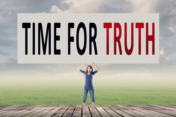 Time for truth — Stock Photo, Image