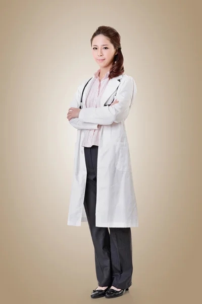 Friendly Asian doctor — Stock Photo, Image