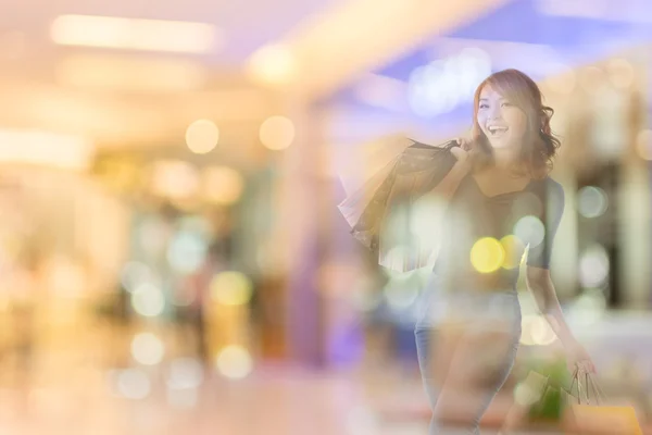 Mulher de compras — Fotografia de Stock