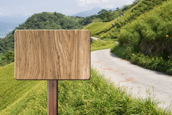 Blank wooden sign — Stock Photo, Image