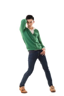 Asya genç adam dans