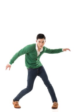 Asya genç adam dans