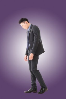 genç iş adamı pişman