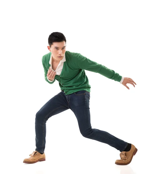 Asya genç adam dans — Stok fotoğraf