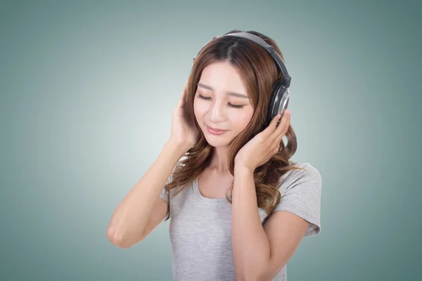 Woman enjoy the music — Stock Photo, Image