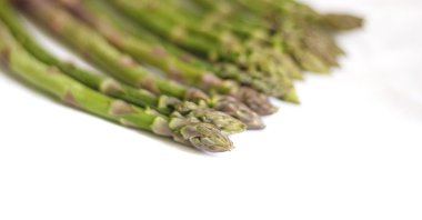 Beyaz kuşkonmaz sebze