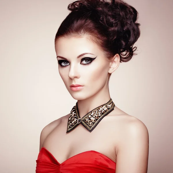 Portrait of beautiful sensual woman with elegant hairstyle — Stock Photo, Image