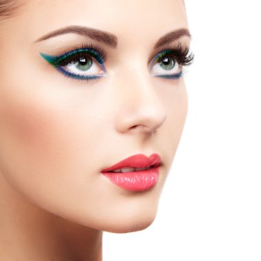 Güzel kadın yüzü