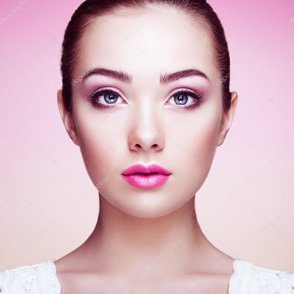 Beautiful woman face Stock Photo by ©heckmannoleg 70492599