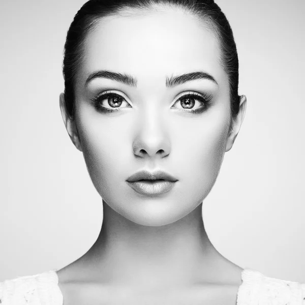 Vacker kvinna ansikte — Stockfoto