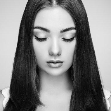 Güzel kadın yüzü