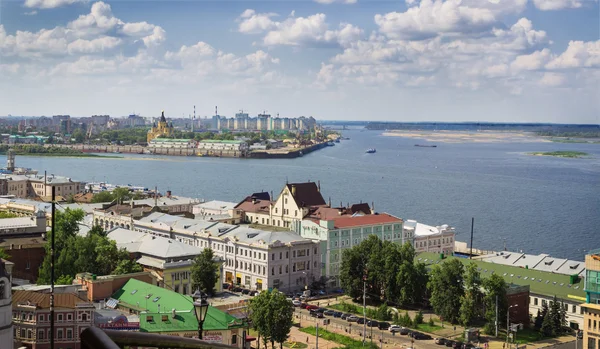 Volga ve Oka izdiham. Nijniy Novgorod. Rusya