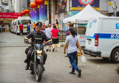 Polis bir scooter, Tayland