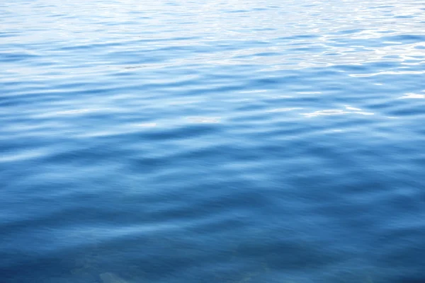 Acqua trasparente blu — Foto Stock