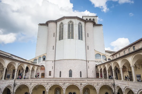 Assisi'da kasaba kilise — Stok fotoğraf