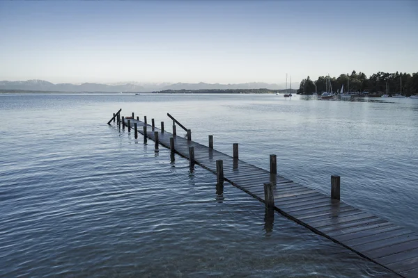 Starnberg sjö nära Tutzing — Stockfoto