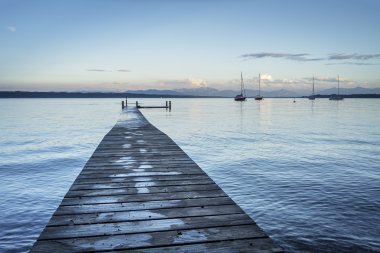Starnberg Gölü yakınındaki Tutzing