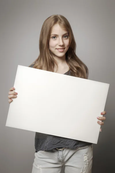 Menina com placa — Fotografia de Stock