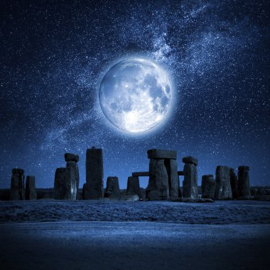 Stonehenge dolunay