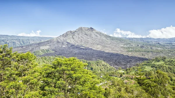 Живописный вид на вулкан Бали — стоковое фото