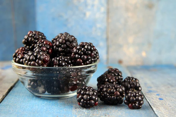 Moras en tazón de vidrio —  Fotos de Stock