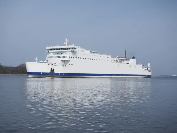 White big ferryboat — Stock Photo, Image