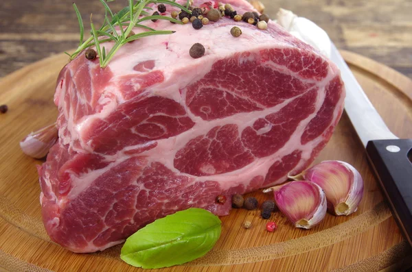 Neck with rosemary and basil — Stock Photo, Image