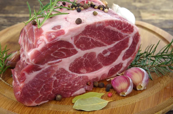 Neck with rosemary and basil — Stock Photo, Image