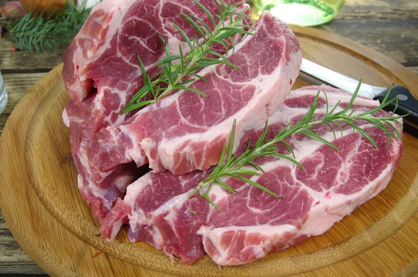 Neck with rosemary and basil — Stock Photo, Image