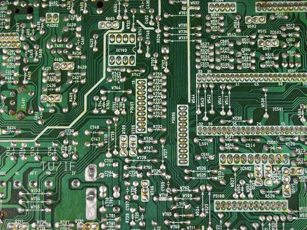 Circuitos impresos en placa verde — Foto de Stock