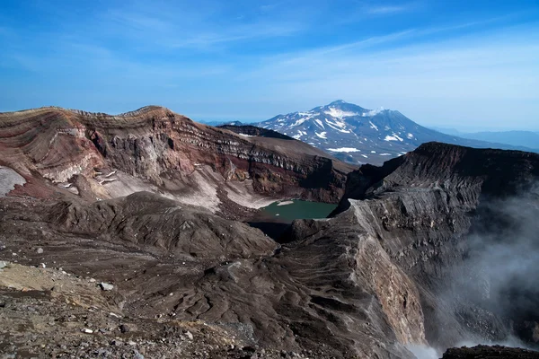 Veduta del vulcano dal bordo del cratere Fotografia Stock