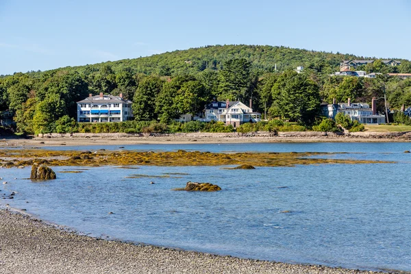 Tři domy na pobřeží Maine — Stock fotografie