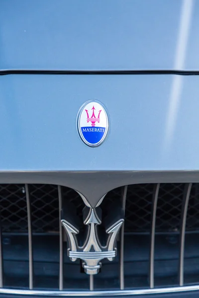 Ein blauer Maserati — Stockfoto