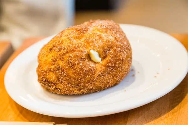 Crema de canela relleno pastelería — Foto de Stock