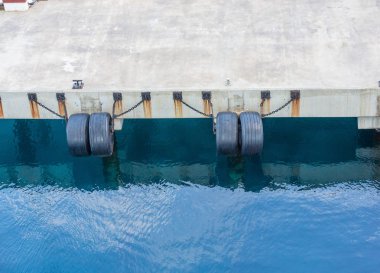 Beton iskeleye zincirleme lastik tamponlar