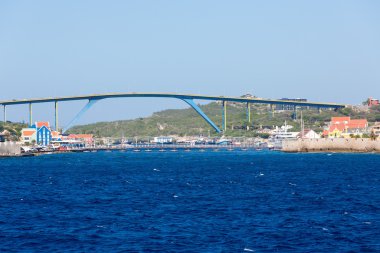 Kraliçe Juliana köprüden Curacao