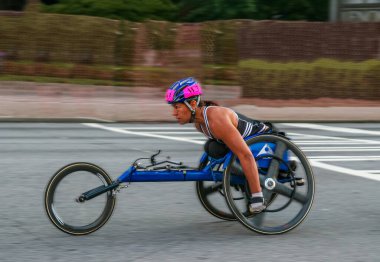 Kadın Tekerlekli Sandalye Sporcusu