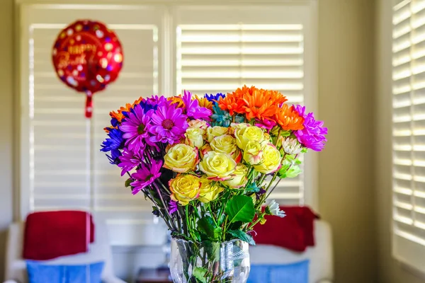 Bouquet avec ballon — Photo