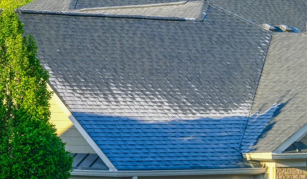 Frost on Rooftop — Stock Photo, Image