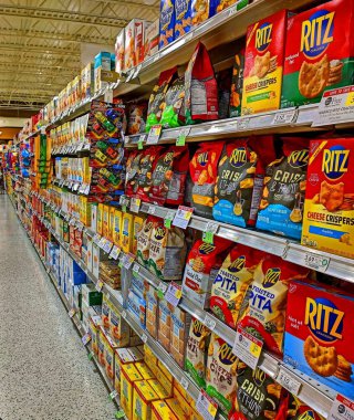 Crackers in Grockery