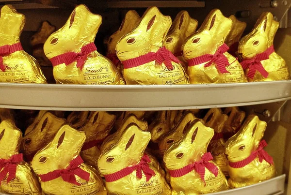 Lindt gouden konijnen — Stockfoto